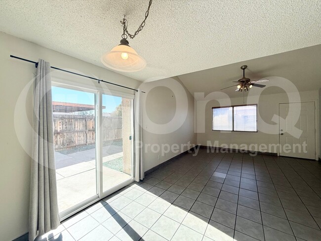 Photo - 2233 W Farmdale Ave Unit 15