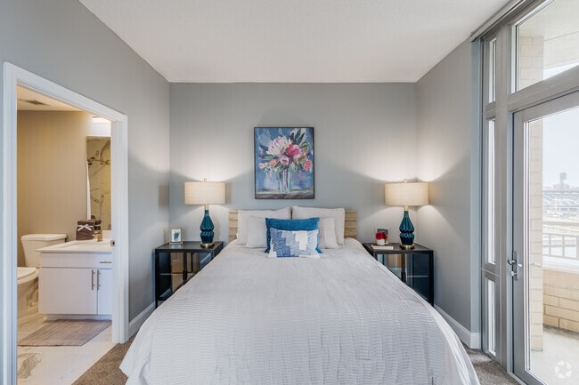 2BR,2BA-Virtuoso(1,389SF)