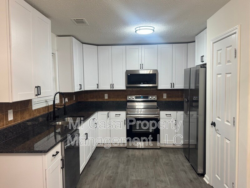 Photo - 1215 Palmer Dr