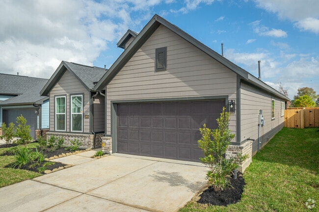 3BR, 2BA - 1,824SF