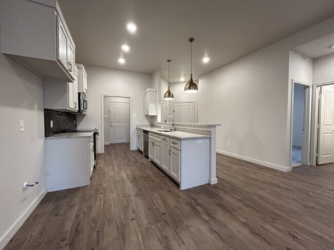 Photo - Brand New Duplex in Frenship East! Apartment