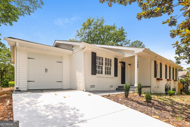 Photo - 1988 Virginia Ave