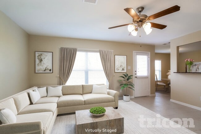 Photo - 512 Red Dusk Paint Dr