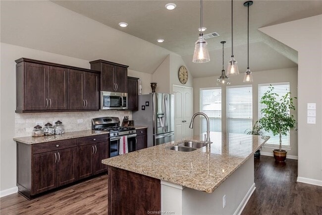 Photo - 4145 Shallow Creek Loop