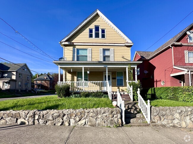 Building Photo - 316 W Madison Ave Rental