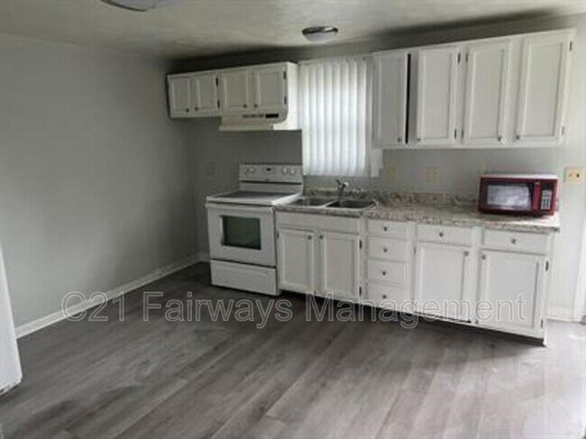 Photo - West 4th Avenue - 937 Condo