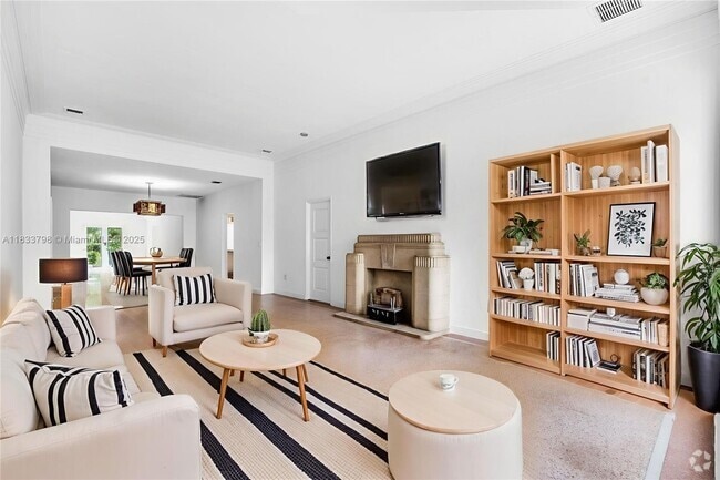 Building Photo - 1232 Lenox Ave. Rental
