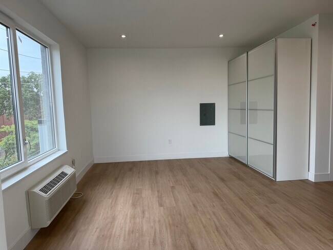 Photo - 3309 Liberty Ave Unit 510