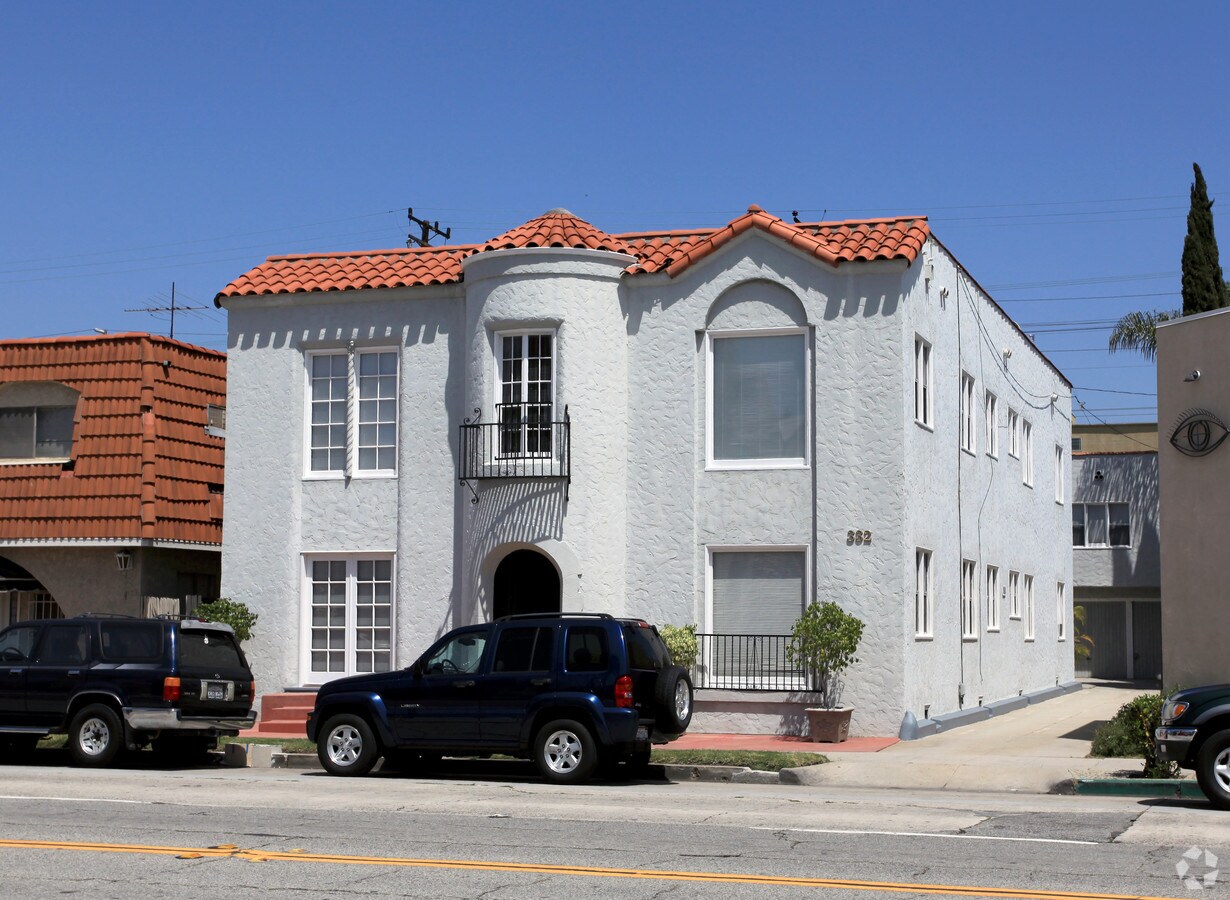 Photo - 332 Redondo Ave