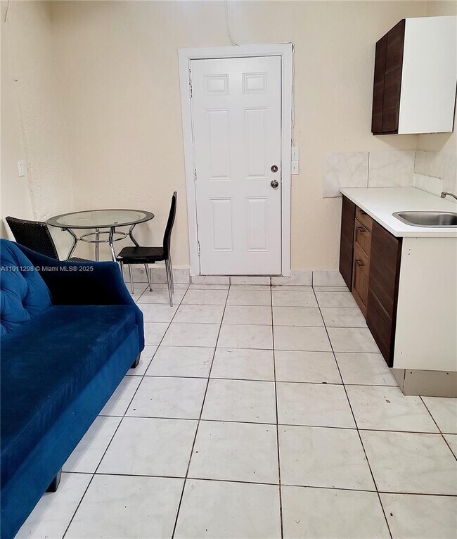 Photo - 3680 NW 20th Ct Unit 1