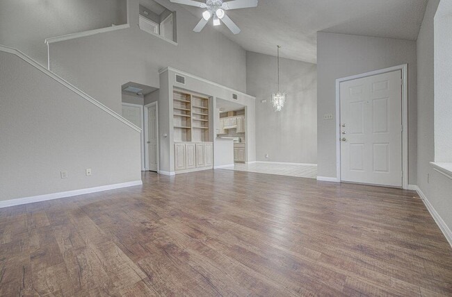 Photo - 2509 Riddle Rd