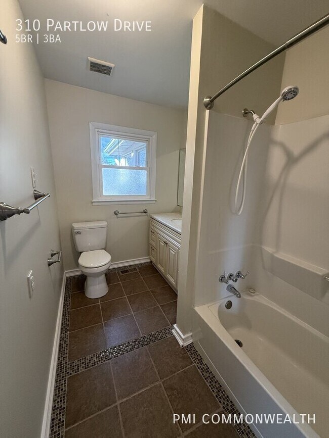 Photo - 310 Partlow Dr