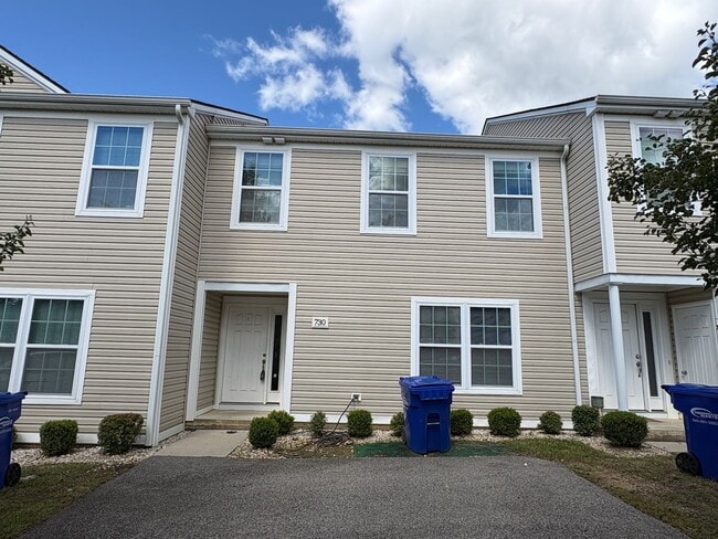 Building Photo - 730 Twisted Oak Dr NW Rental