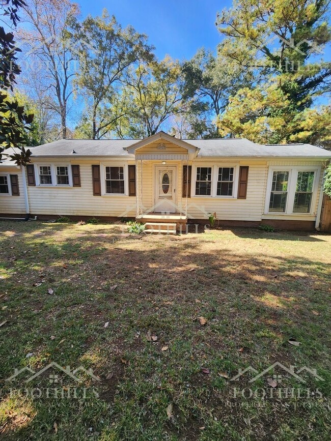 Building Photo - 1917 Inman Dr