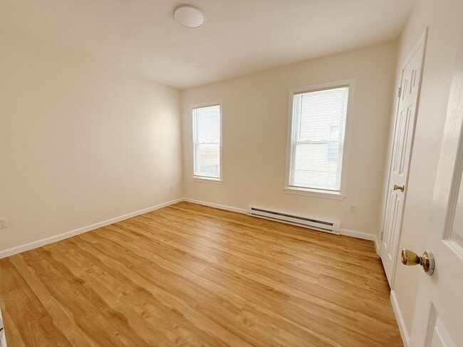 Photo - 70 Lindley St Unit 3rd Floor