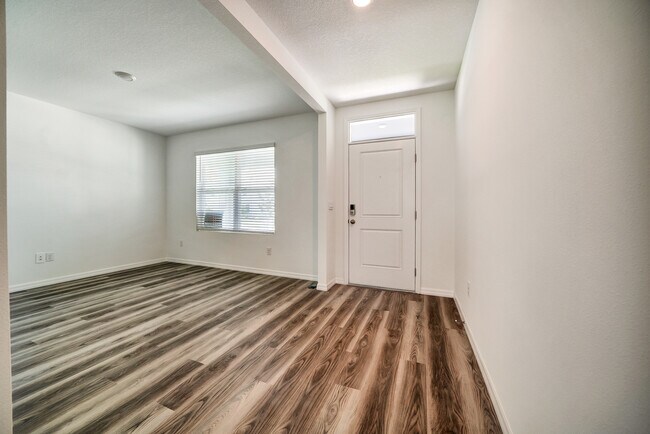 Photo - 10520 Farm Hill Ave