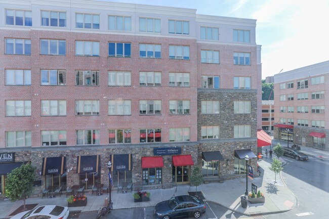 Photo - 1/Bdrm 1/Bath - Waterfront - EZ Transport ...