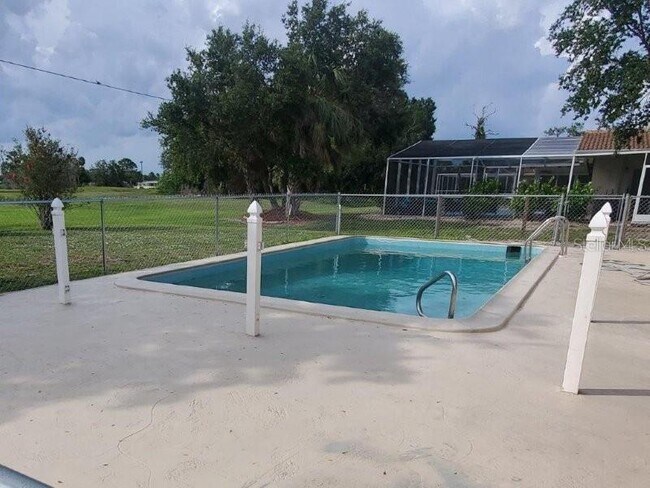 2451 Aquilos Ct