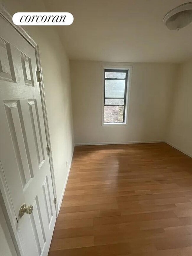 Photo - 235 Wadsworth Ave