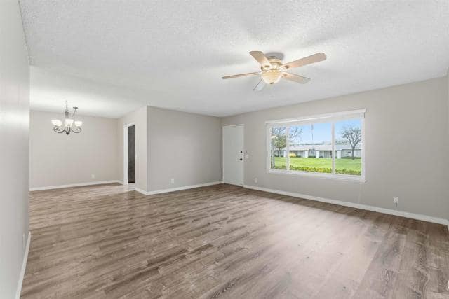 Photo - 3625 Dearborn St