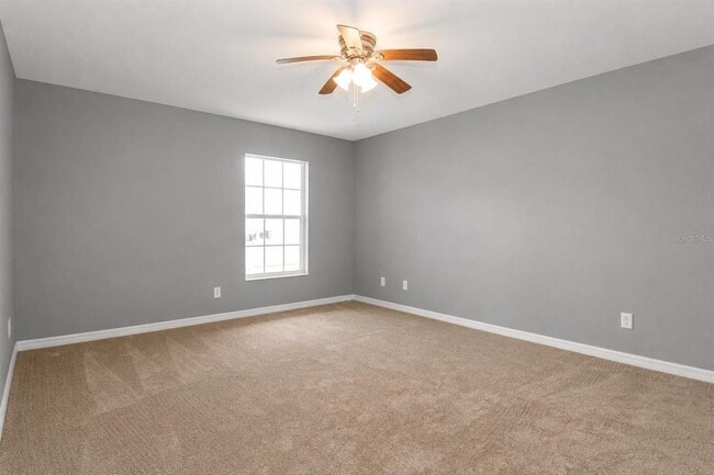 Photo - 402 Bridgewater Ct