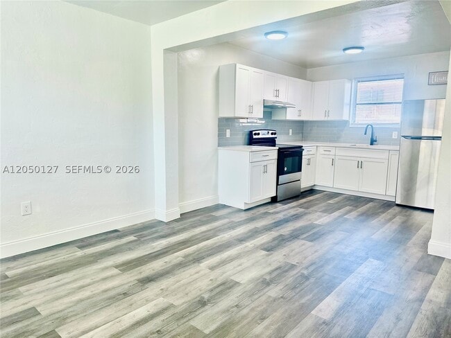 Photo - 1545 NW 8th St Unit 105