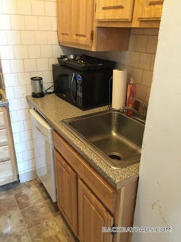 471 Commonwealth Ave Unit 2F