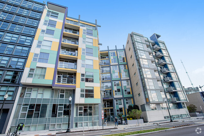 Building Photo - 929 Florida Ave NW Unit 2004 Rental