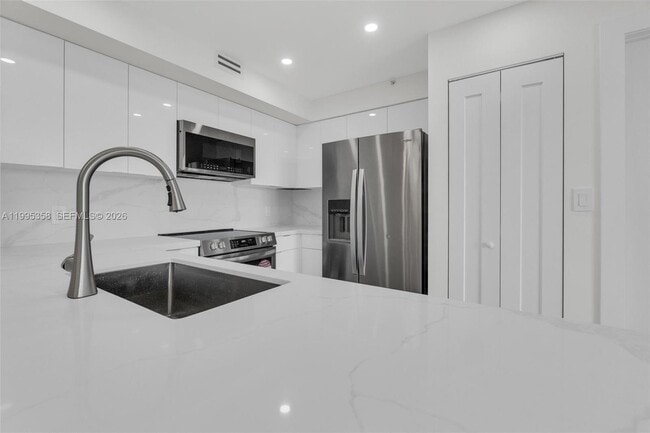 Photo - 1155 Brickell Bay Dr Unit 2308