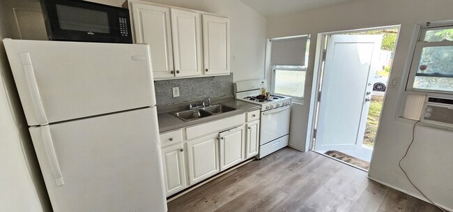 Photo - 1820 Roosevelt St