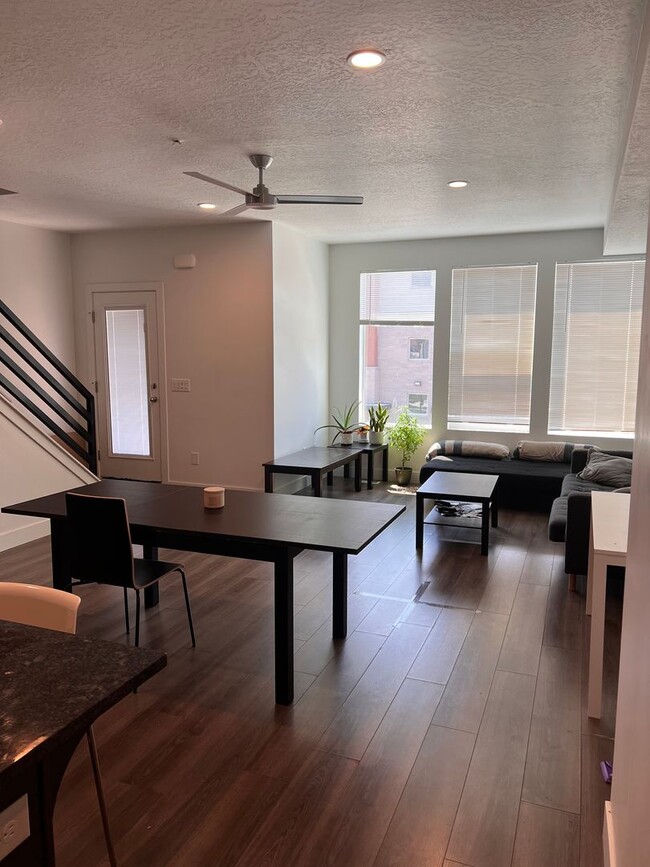 Photo - Beautiful Townhome in great location!