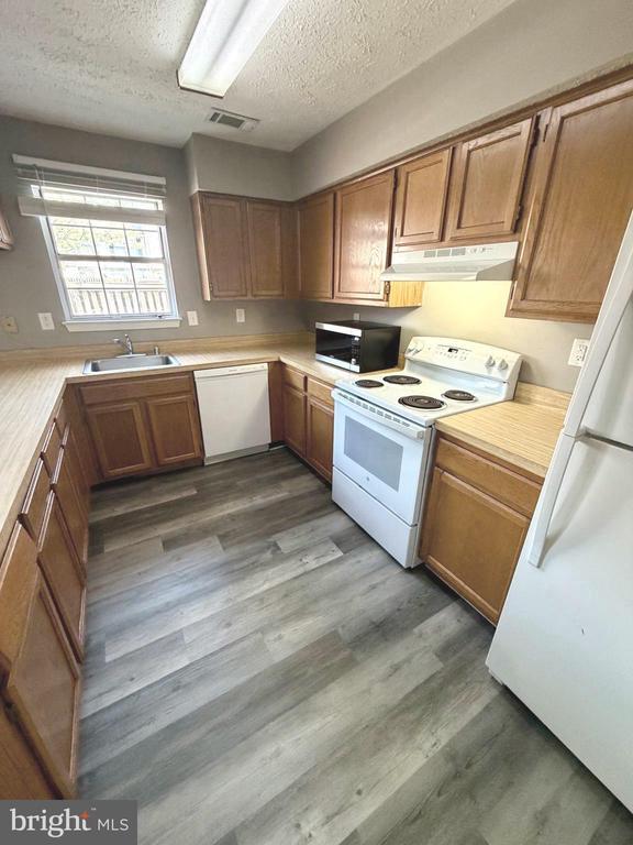 Photo - 6133 Sea Lion Pl