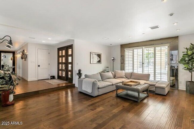 Photo - 12617 N 71st St