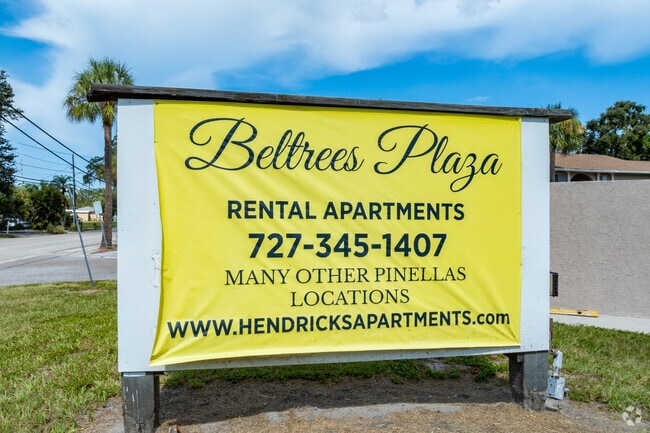 Entrance Sign - Beltrees Plaza