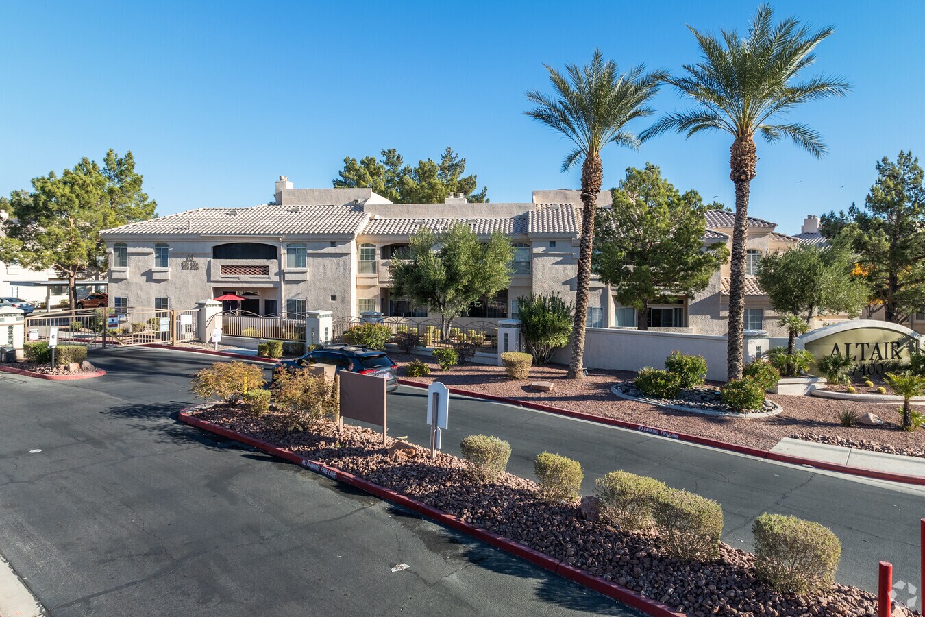 Property Entrance - Altair