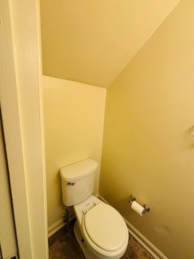 Photo - 208 Pheasant Run Dr