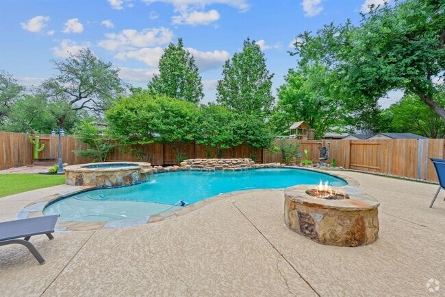 Building Photo - 1104 Lynsenko Dr Rental