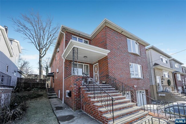 Photo - 416 7th St Apartment