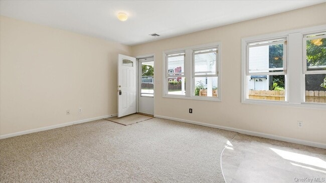 Photo - 455 Moriches Rd