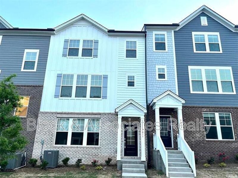 Photo - 7011 Gentle Pine Place