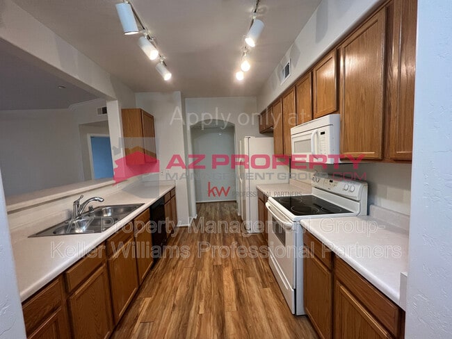 Photo - 955 E Knox Rd Unidad 109