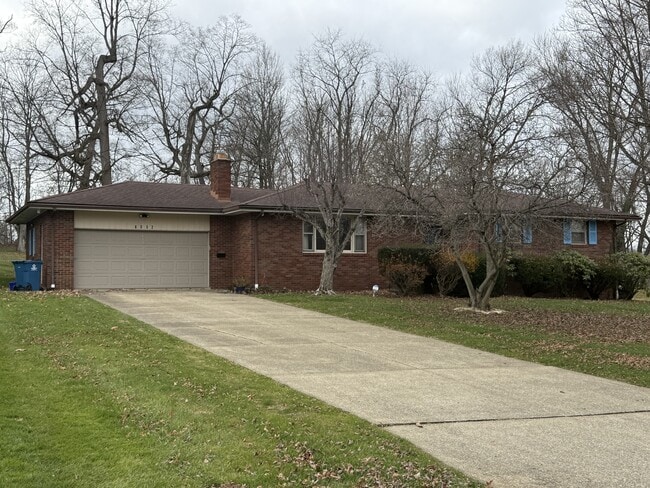 Photo - 8052 Sigle Ln