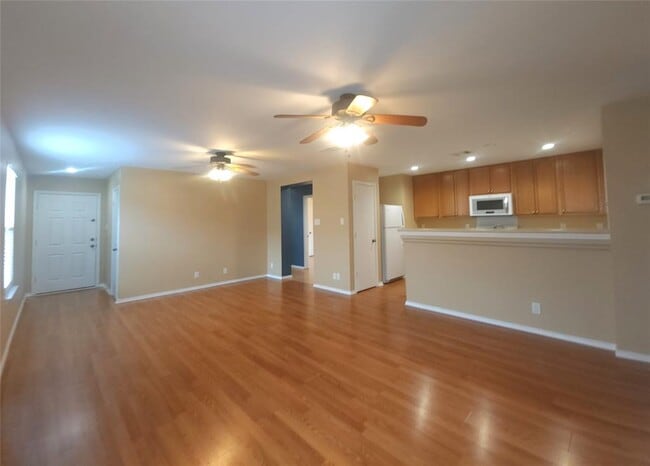 Building Photo - 273 Tower Dr