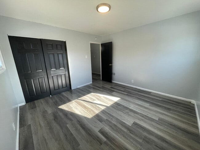 Photo - 3421 Elmhurst Dr