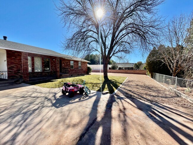 Photo - 3-BR Duplex with 2-Car Garage in Santa Clara
