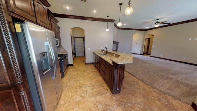 Photo - 328 Creekside Dr