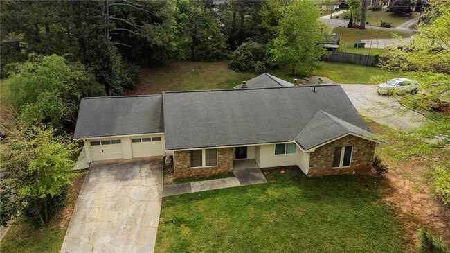 Photo - 3016 Donavan Way