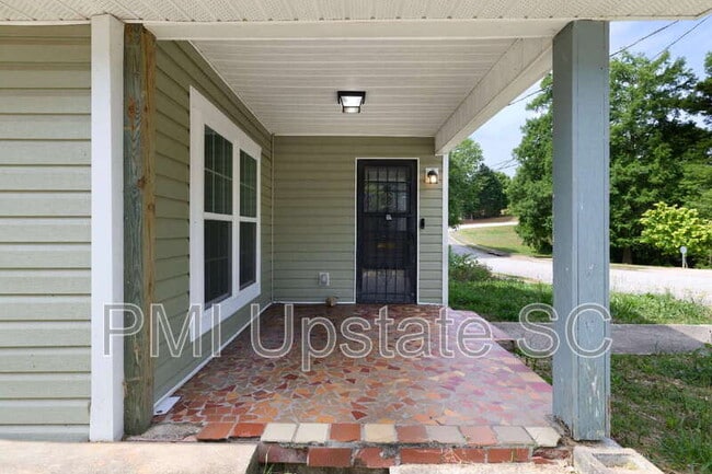 Photo - 249 E Hampton Ave