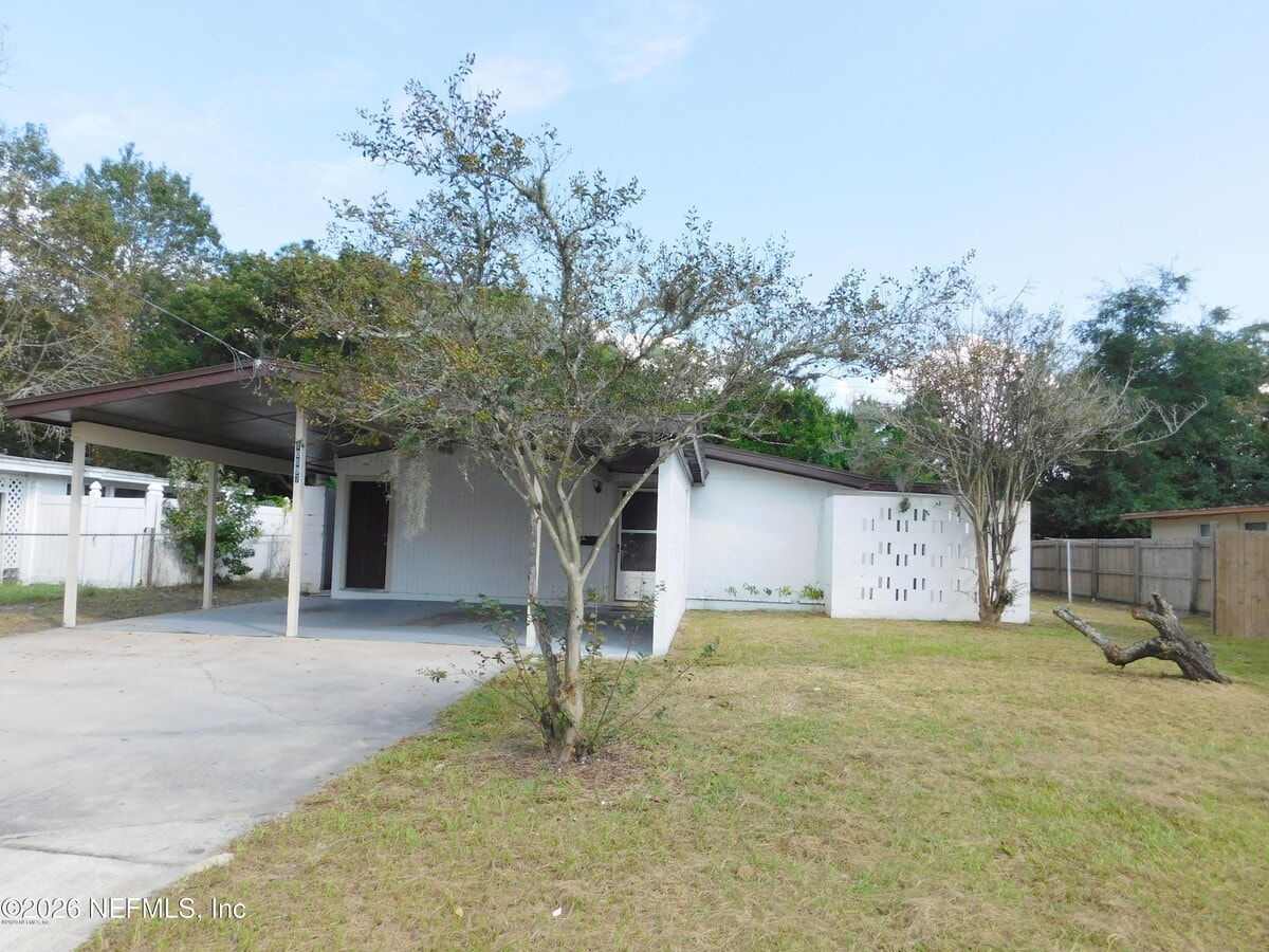 Photo - 10897 Regency Dr