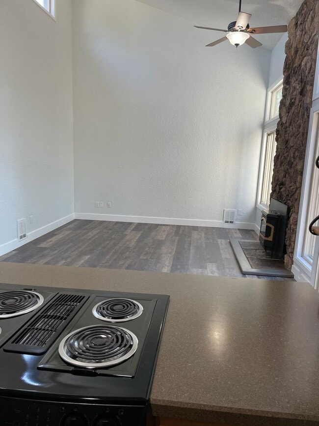 Photo - 3114-3116 S 166th St Unit 3114